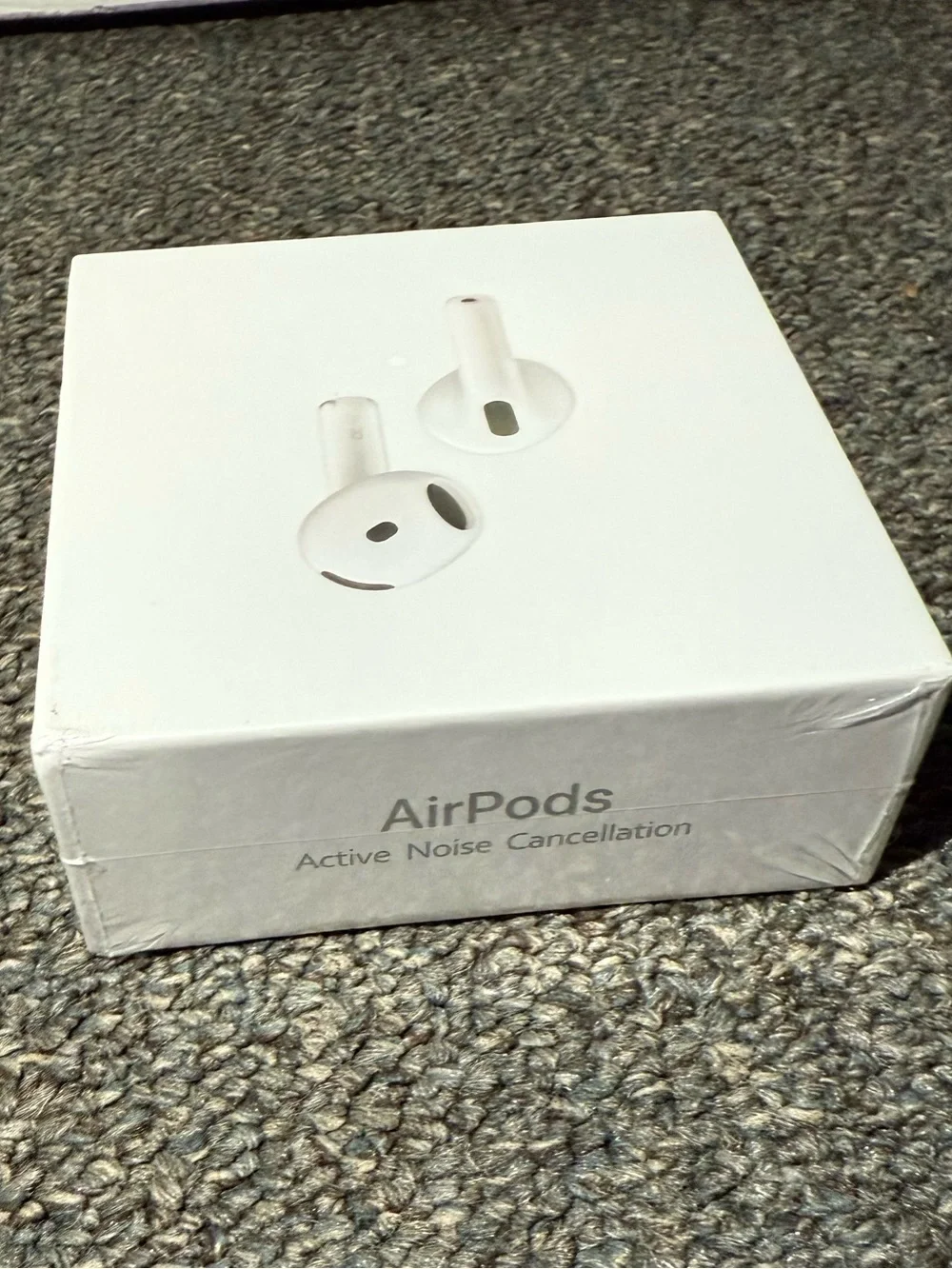 4th gen Apple AirPods Active Noise Cancellation - White